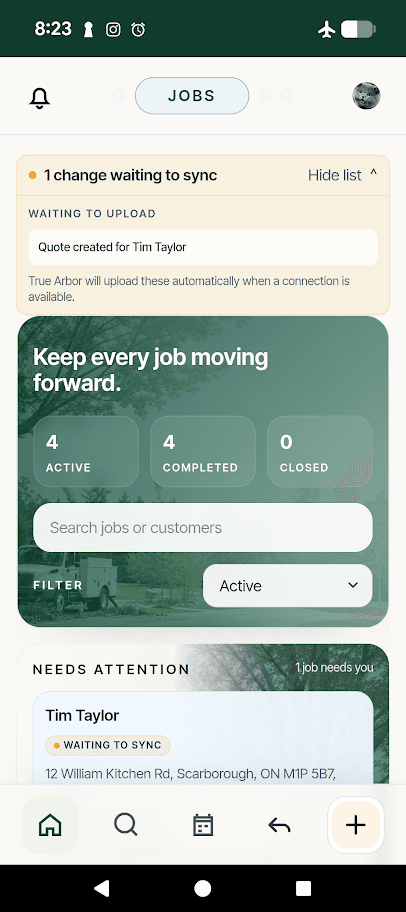 True Arbor Jobs screen offline, showing one quote change waiting to sync and a Waiting to sync badge on the job.
